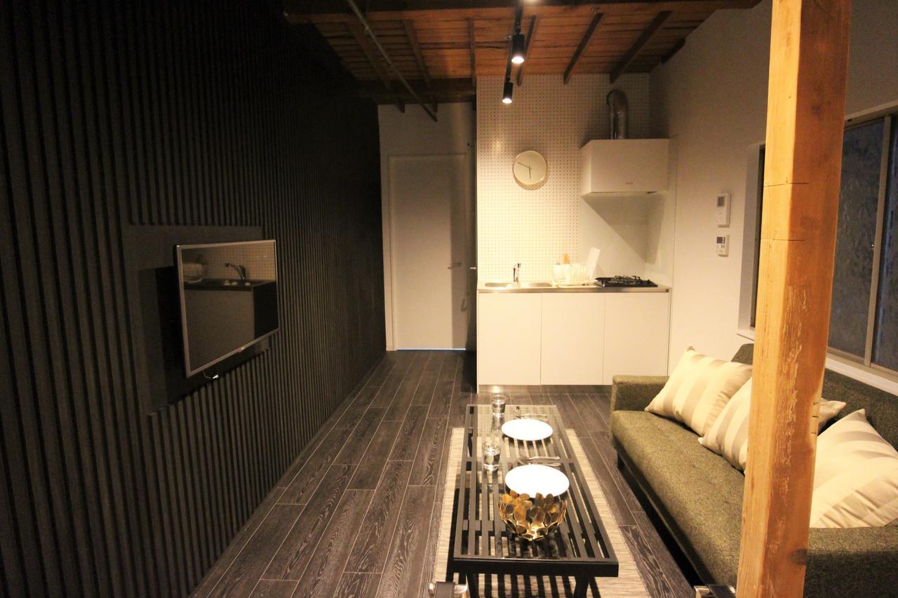 Sekai Hotel Tsuki Ōsaka Extérieur photo